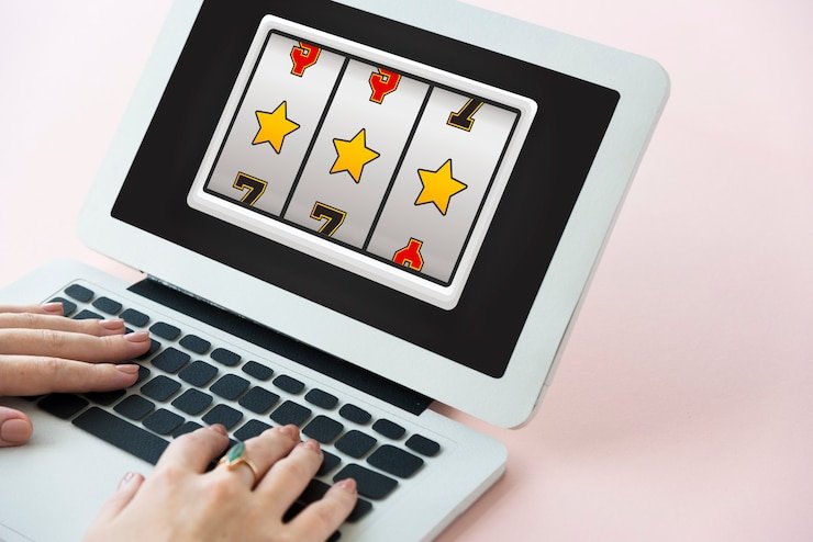 Antarmuka aplikasi mobile alambet menampilkan pasar sepak bola dan permainan live dealer
